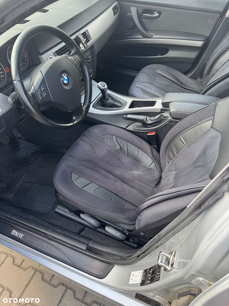 BMW Seria 3 318d - 8