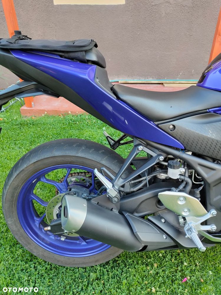Yamaha YZF - 12