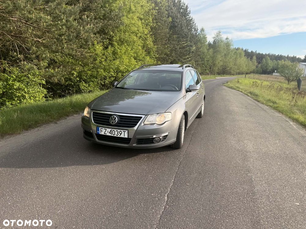 Volkswagen Passat 2.0 TDI Comfortline DSG - 1