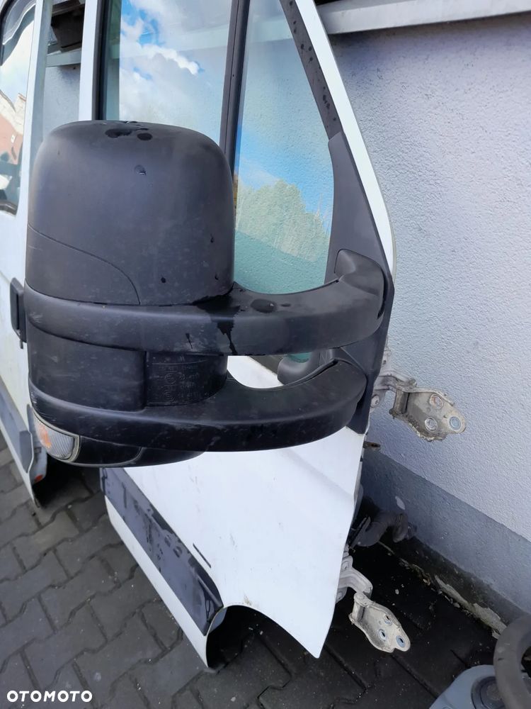 Lusterko prawe długie Iveco Daily 09r - 2