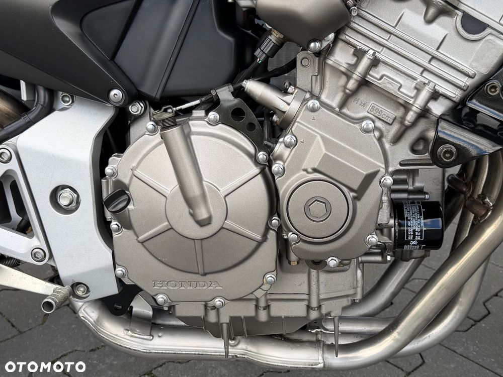 Honda Hornet - 16