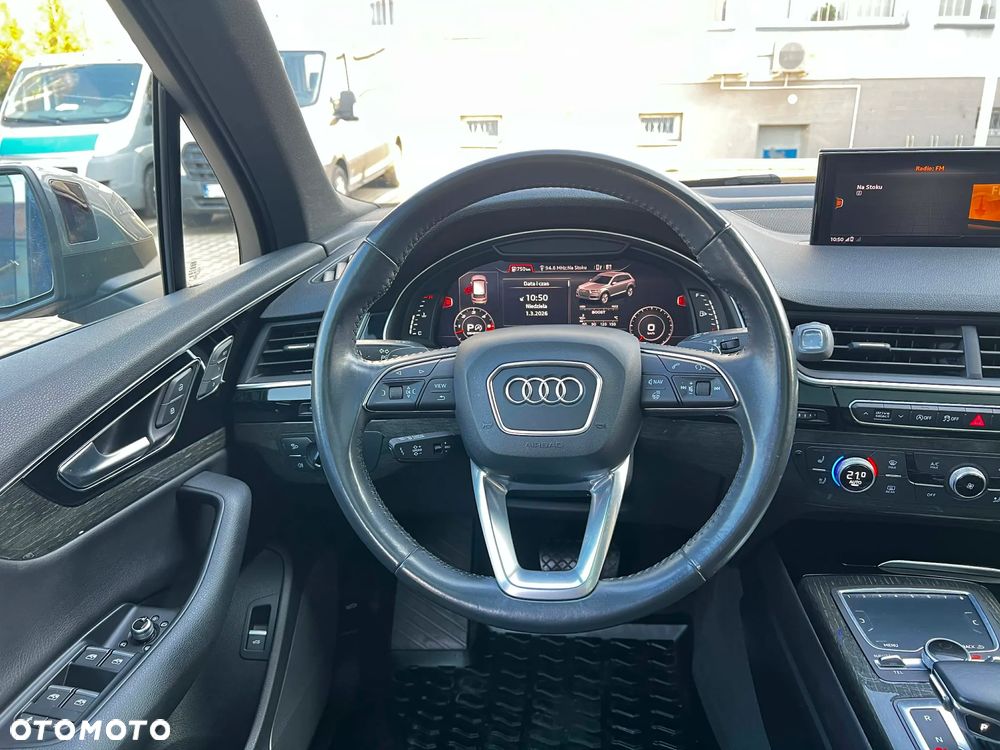 Audi Q7 - 10