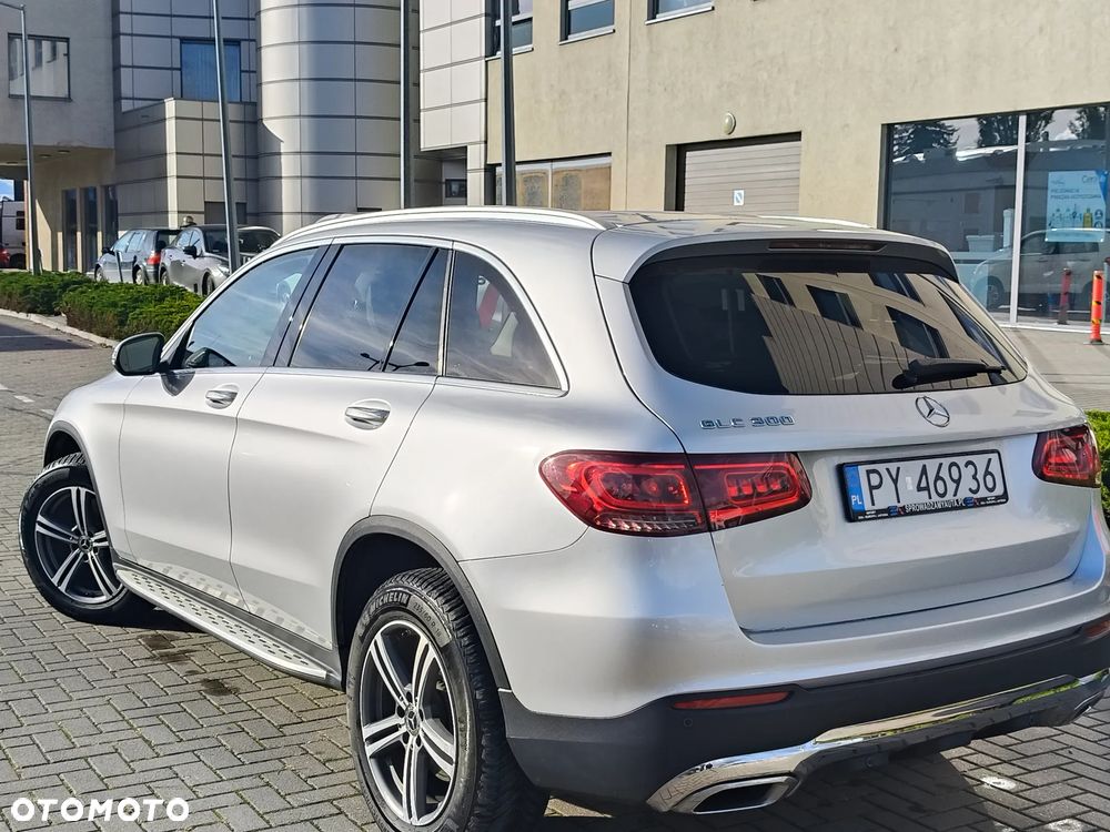 Mercedes-Benz GLC - 4