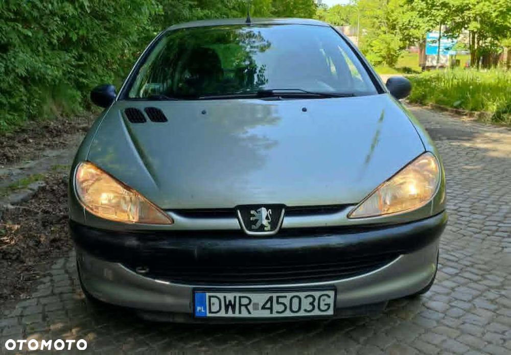 Peugeot 206 - 3