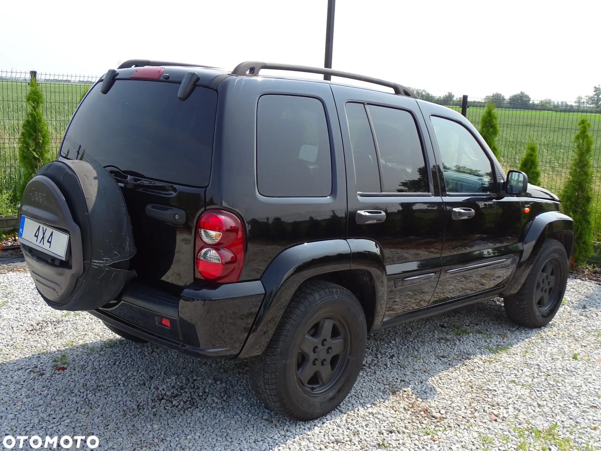 Jeep Liberty 3.7 4x4 - 21