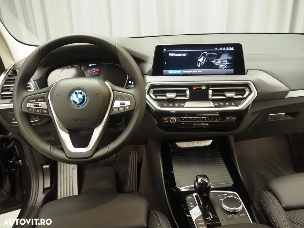 BMW X3 xDrive30e AT PHEV - 6