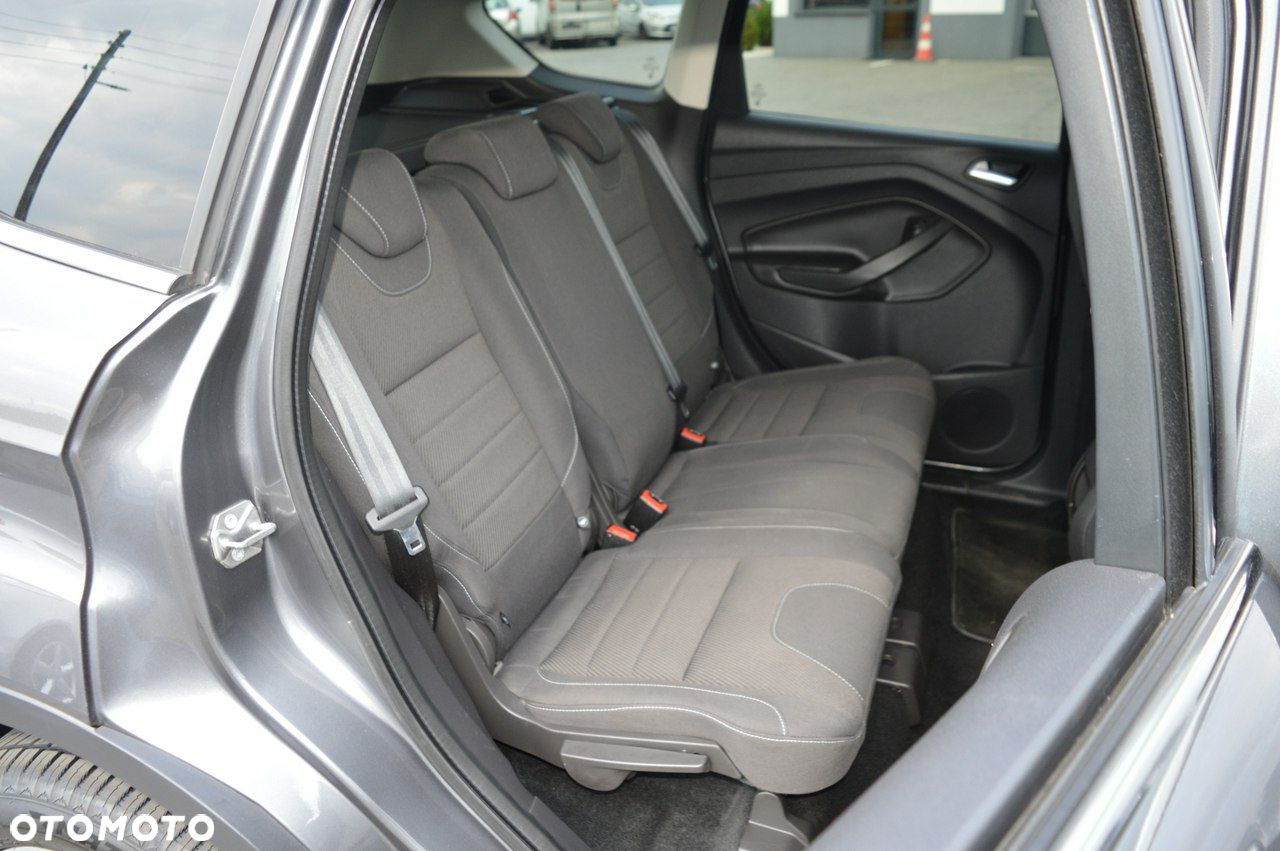 Ford Kuga - 30