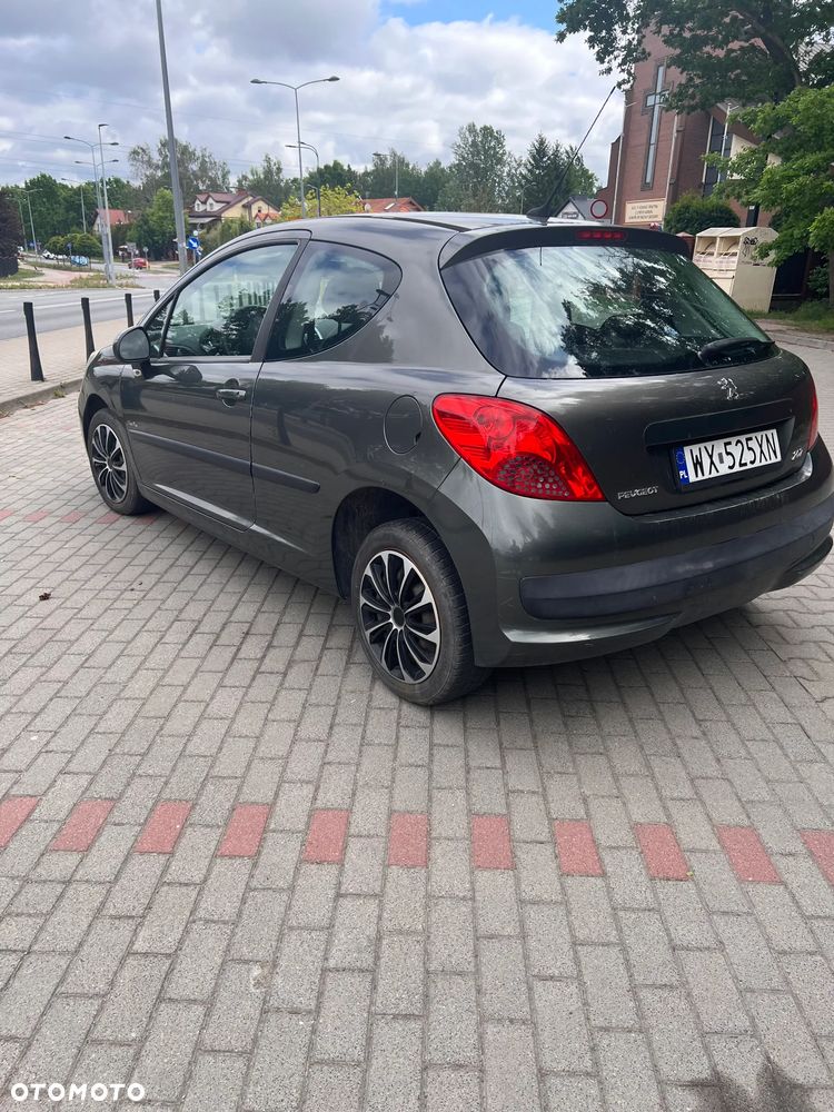 Peugeot 207 - 2
