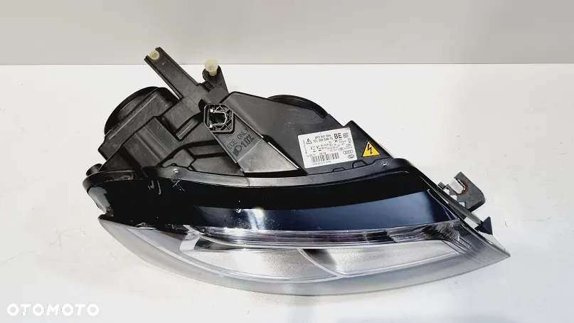 REFLEKTOR PRAWY XENON AUDI A3 8P0 LIFT EUROPA - 3