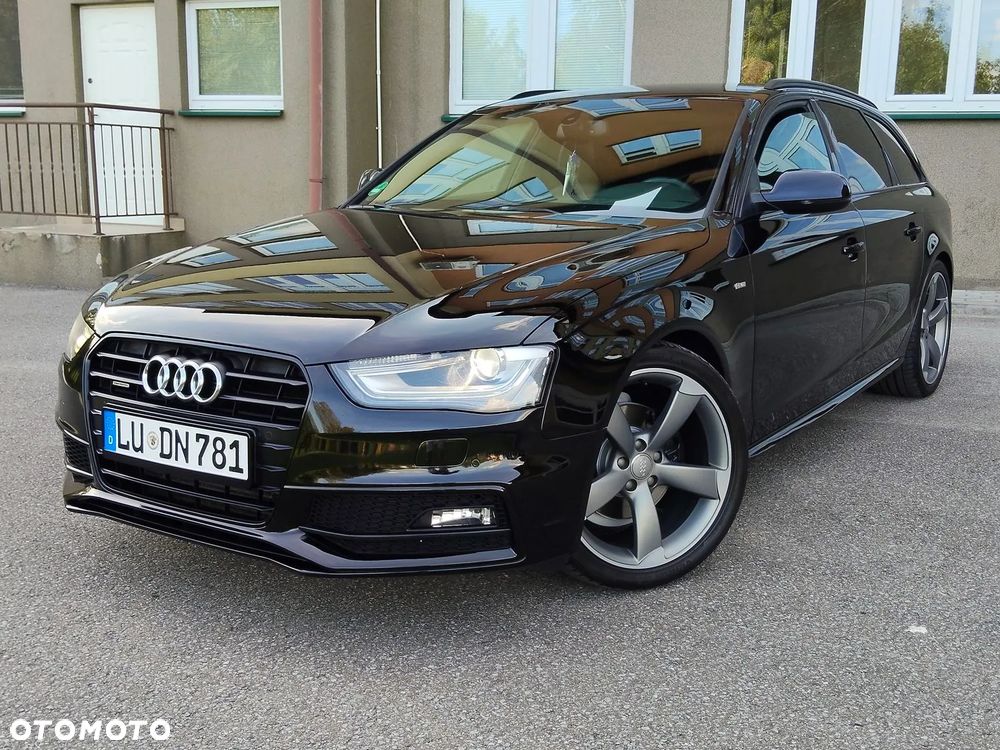 Audi A4 Avant 2.0 TDI DPF quattro S line Sportpaket - 2