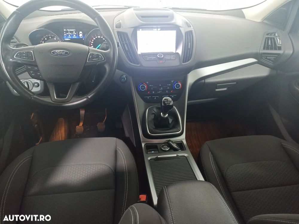 Ford Kuga 1.5 EcoBoost 2WD Trend - 9