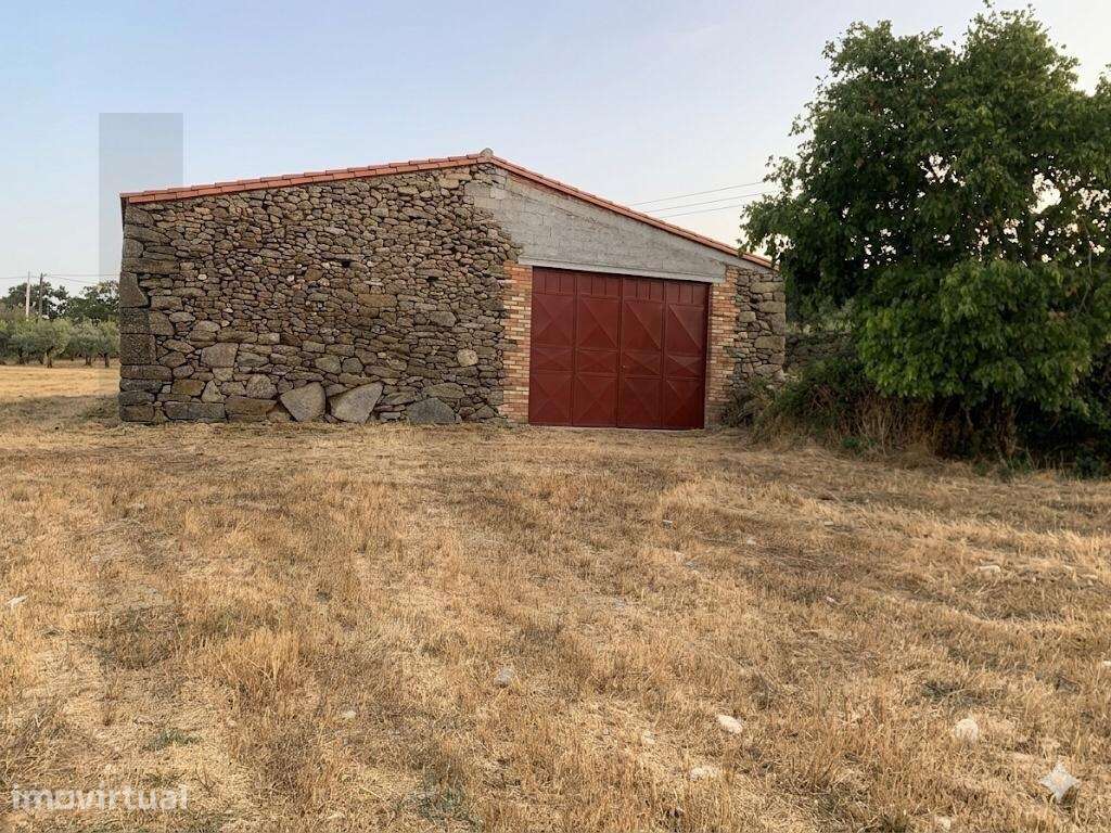 Propriedade Exclusiva na Touça (V.N. de Foz-Côa): Moradia, Palheiros e - Grande imagem: 4/13