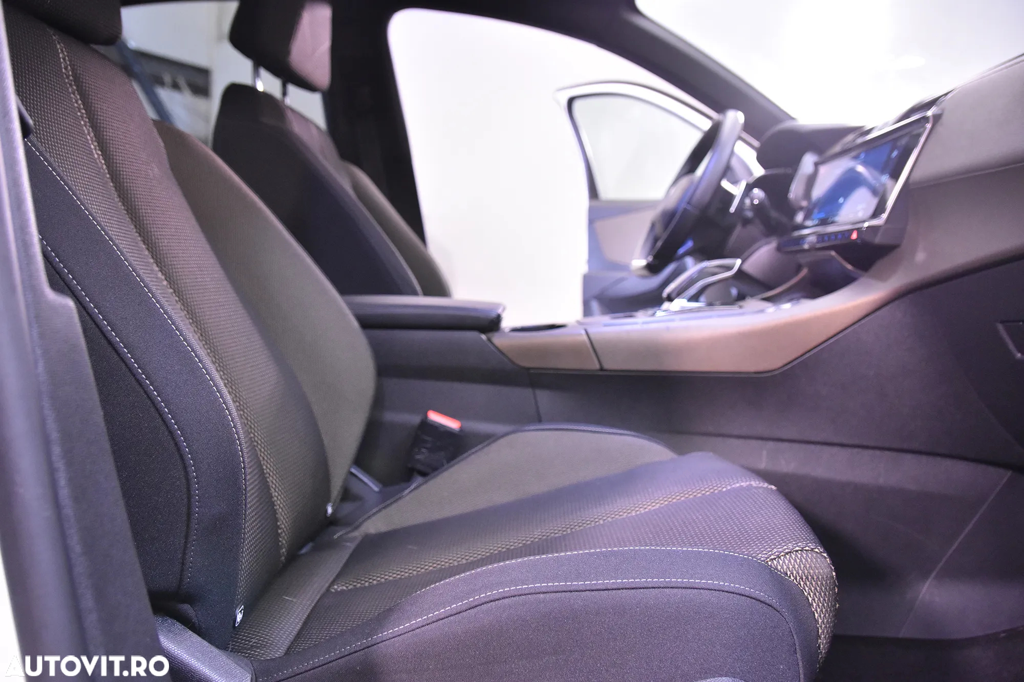 DS Automobiles DS 7 Crossback - 11