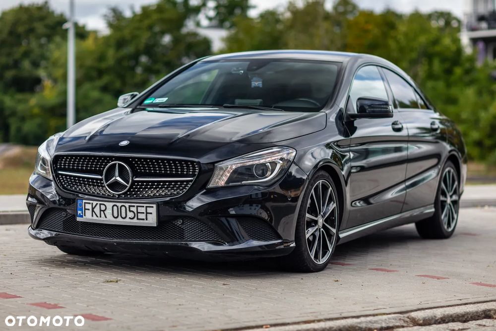 Mercedes-Benz CLA 180 7G-DCT - 9