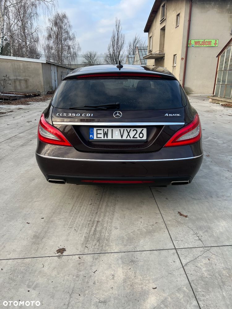 Mercedes-Benz CLS 350 CDI 4-Matic BlueEff - 2