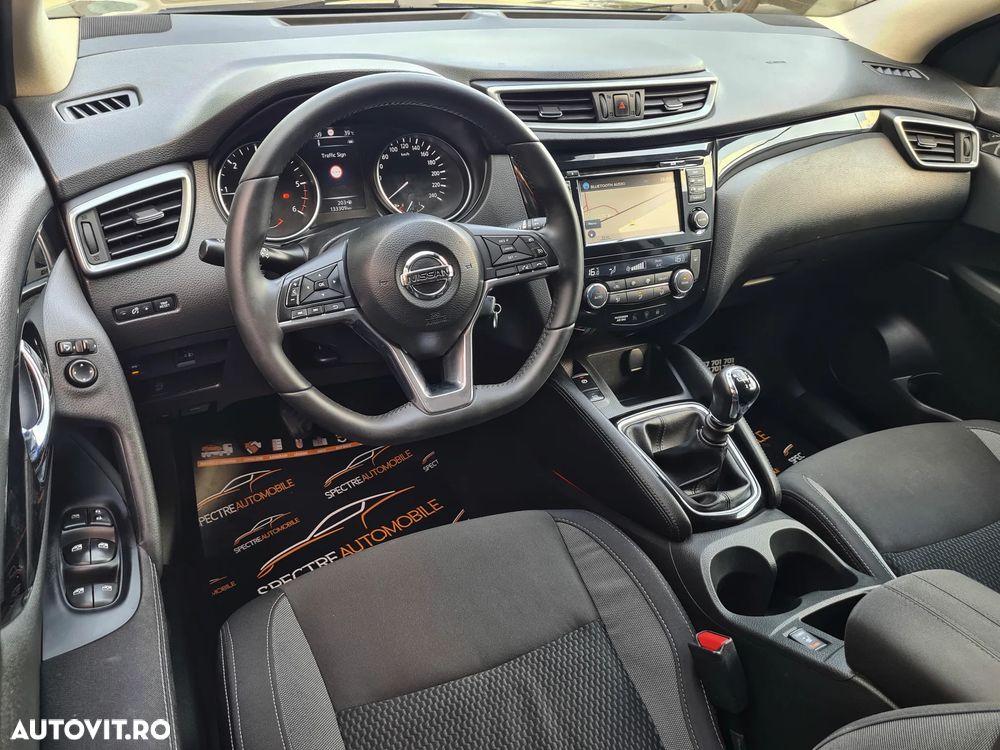 Nissan Qashqai 1.5 DCI Start/Stop Tekna - 10