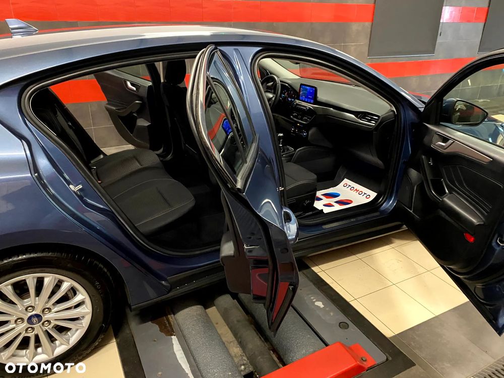Ford Focus 1.5 EcoBlue Start-Stopp-System COOL&CONNECT DESIGN - 20