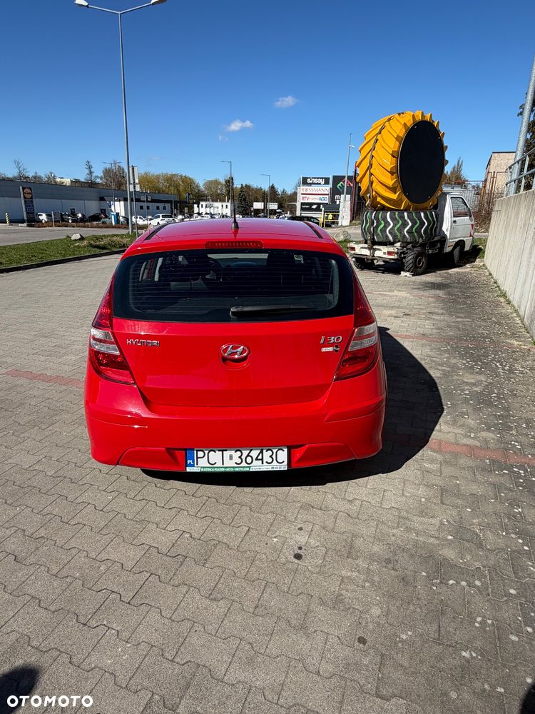 Hyundai i30 1.4 Classic + - 3