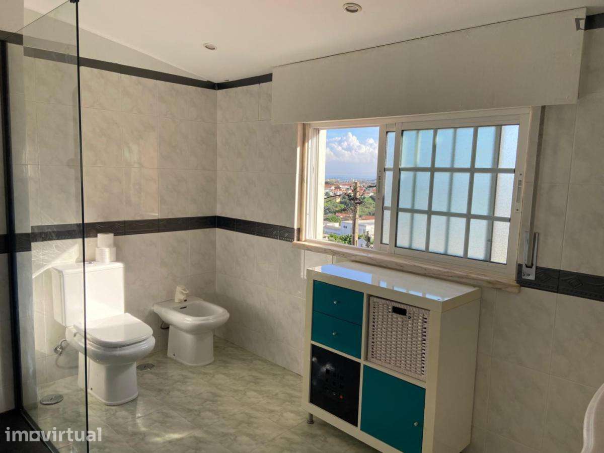 Quarto - localizado em Carcavelos Lisbon - Grande imagem: 3/9