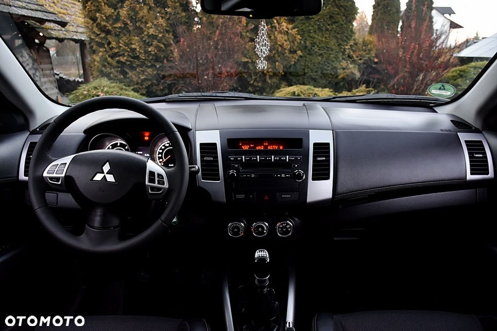 Mitsubishi Outlander 2.2 DI-D ClearTec 2WD Edition - 18