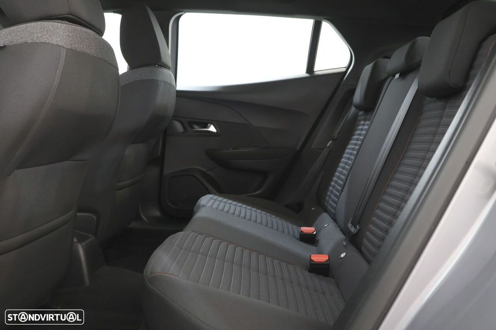 Peugeot 2008 1.2 PureTech Active Pack - 10