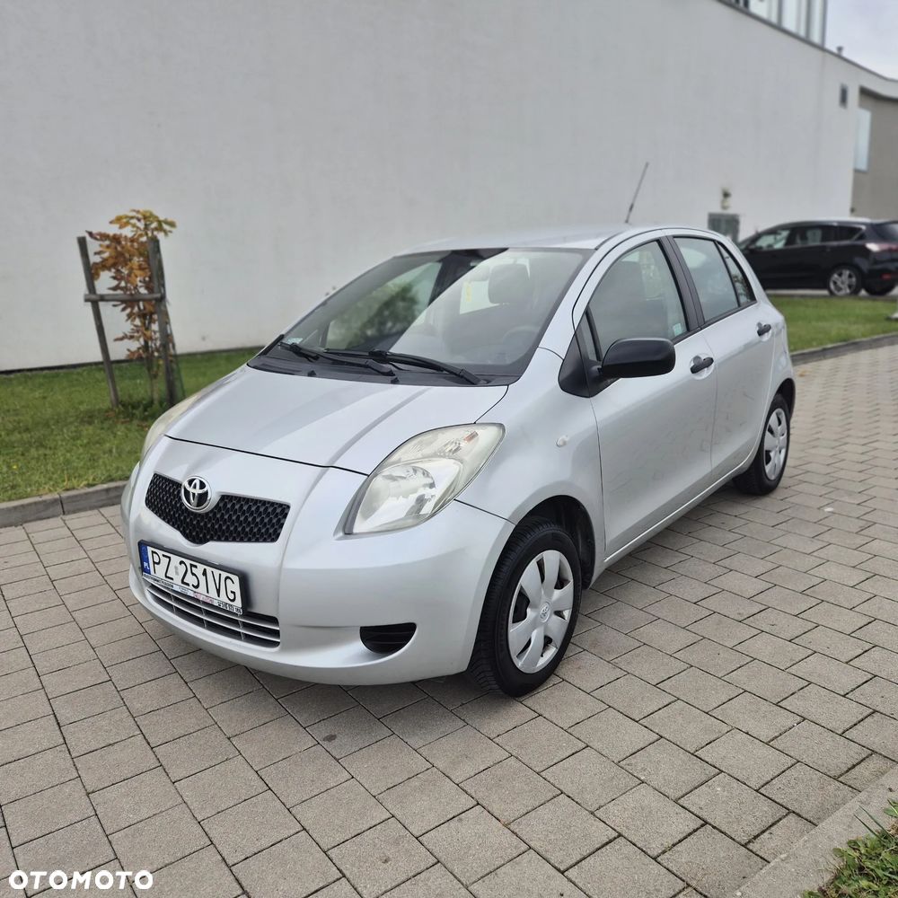 Toyota Yaris 1.0 Luna A/C - 1