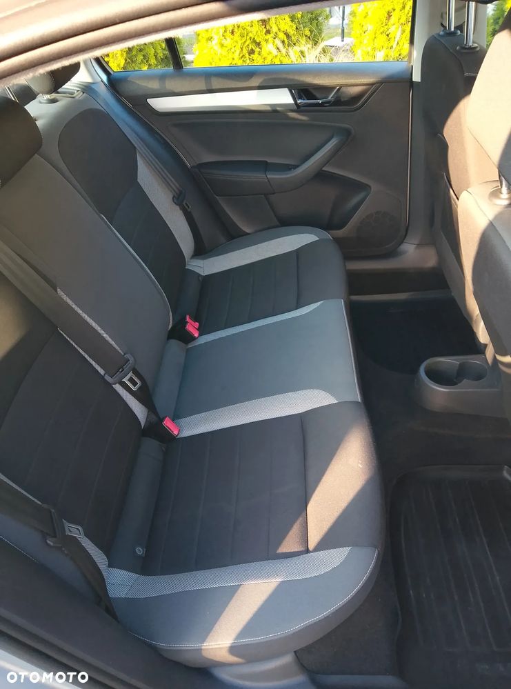 Skoda RAPID 1.0 TSI Ambition - 6