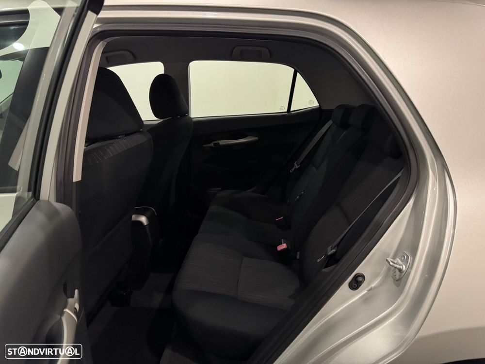 Toyota Auris 1.4 D-4D Sol - 28