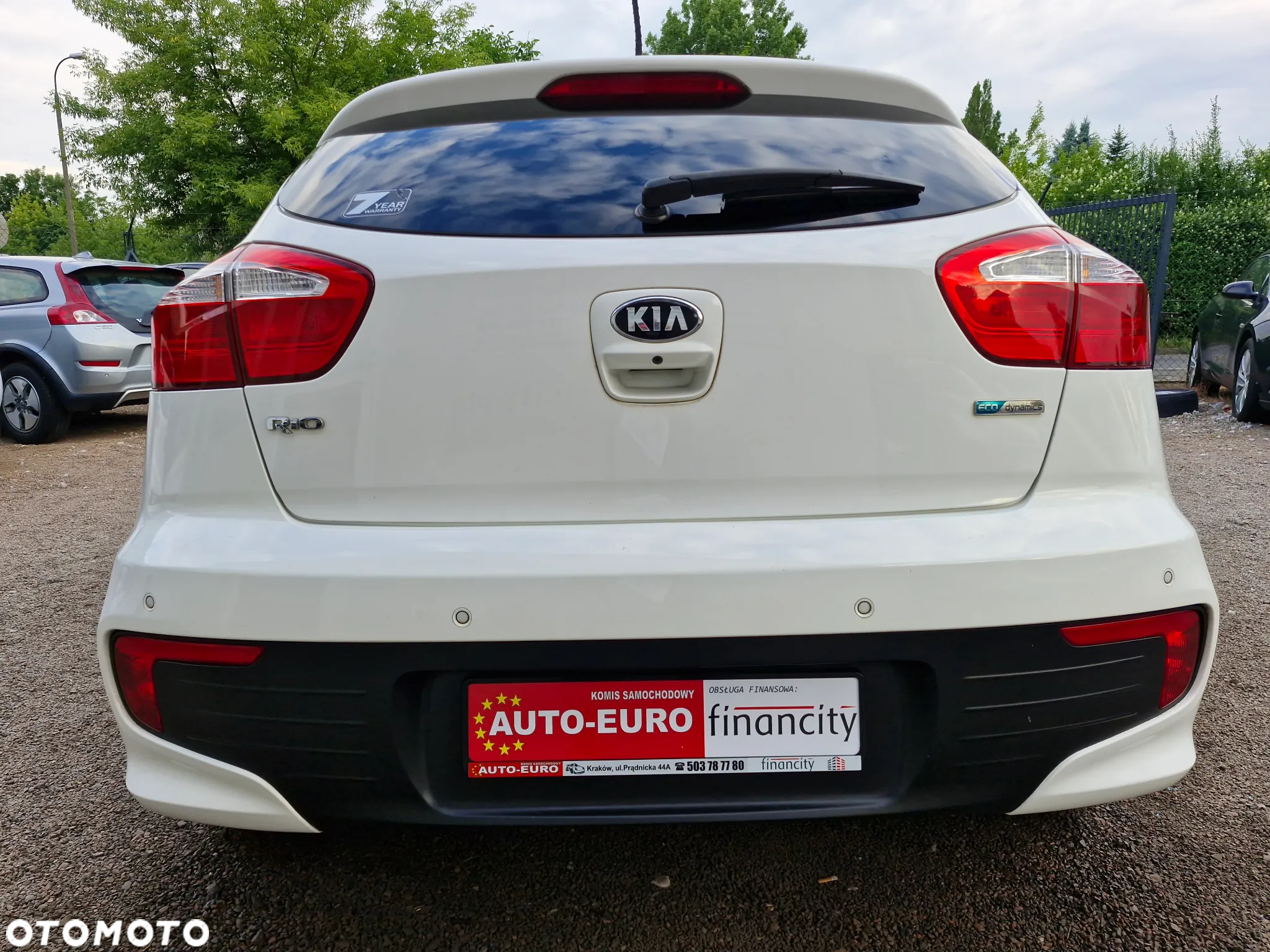 Kia Rio 1.2 Fifa World Cup Edition - 4
