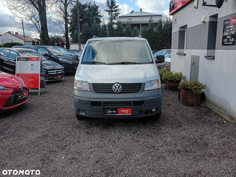 Volkswagen Transporter - 2