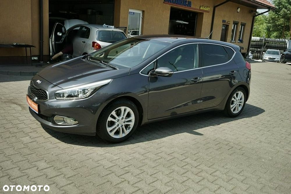 Kia Ceed - 3