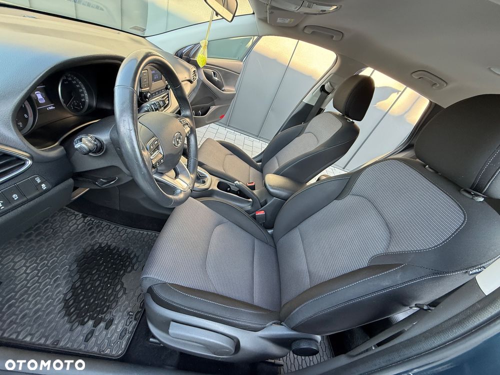 Hyundai i30 1.5 DPI Smart - 32