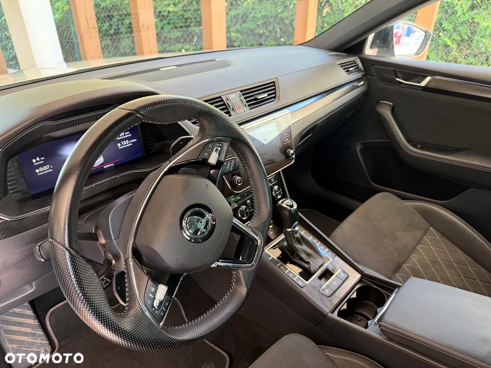 Skoda Superb 2.0 TSI Sportline DSG - 5