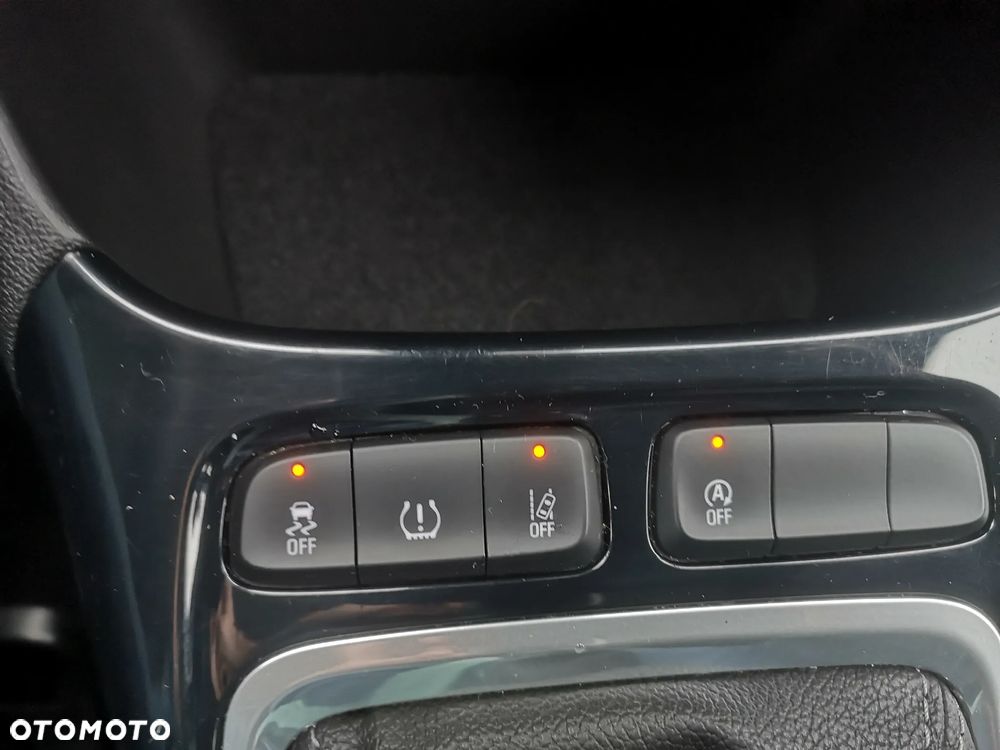 Opel Crossland X 1.2 T Edition S&S - 17