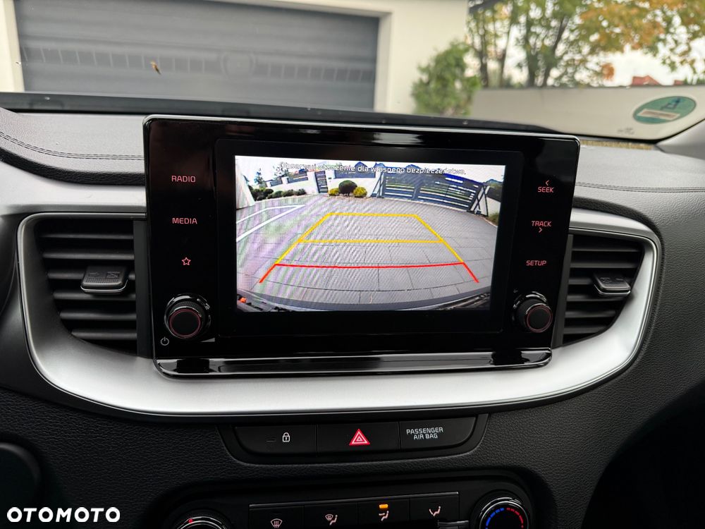 Kia Ceed 1.0 T-GDI 100 OPF Vision - 19