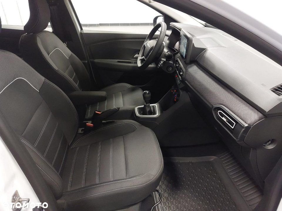 Dacia Sandero - 13