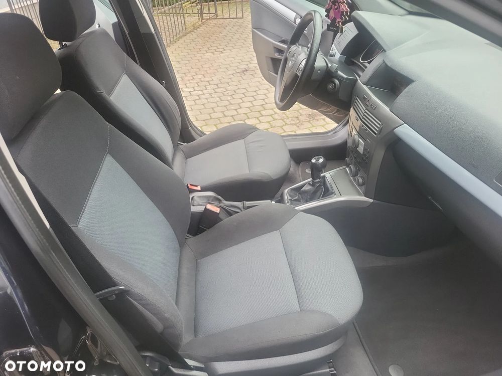 Opel Astra III 1.6 Enjoy - 28