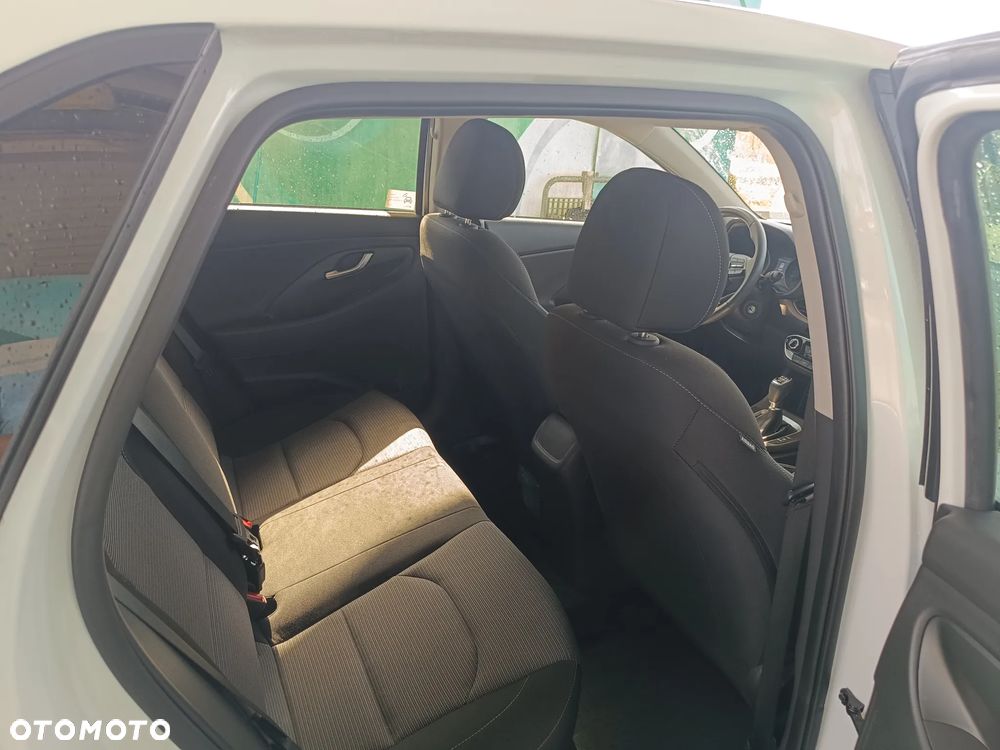 Hyundai i30 1.0 T-GDI Modern - 17