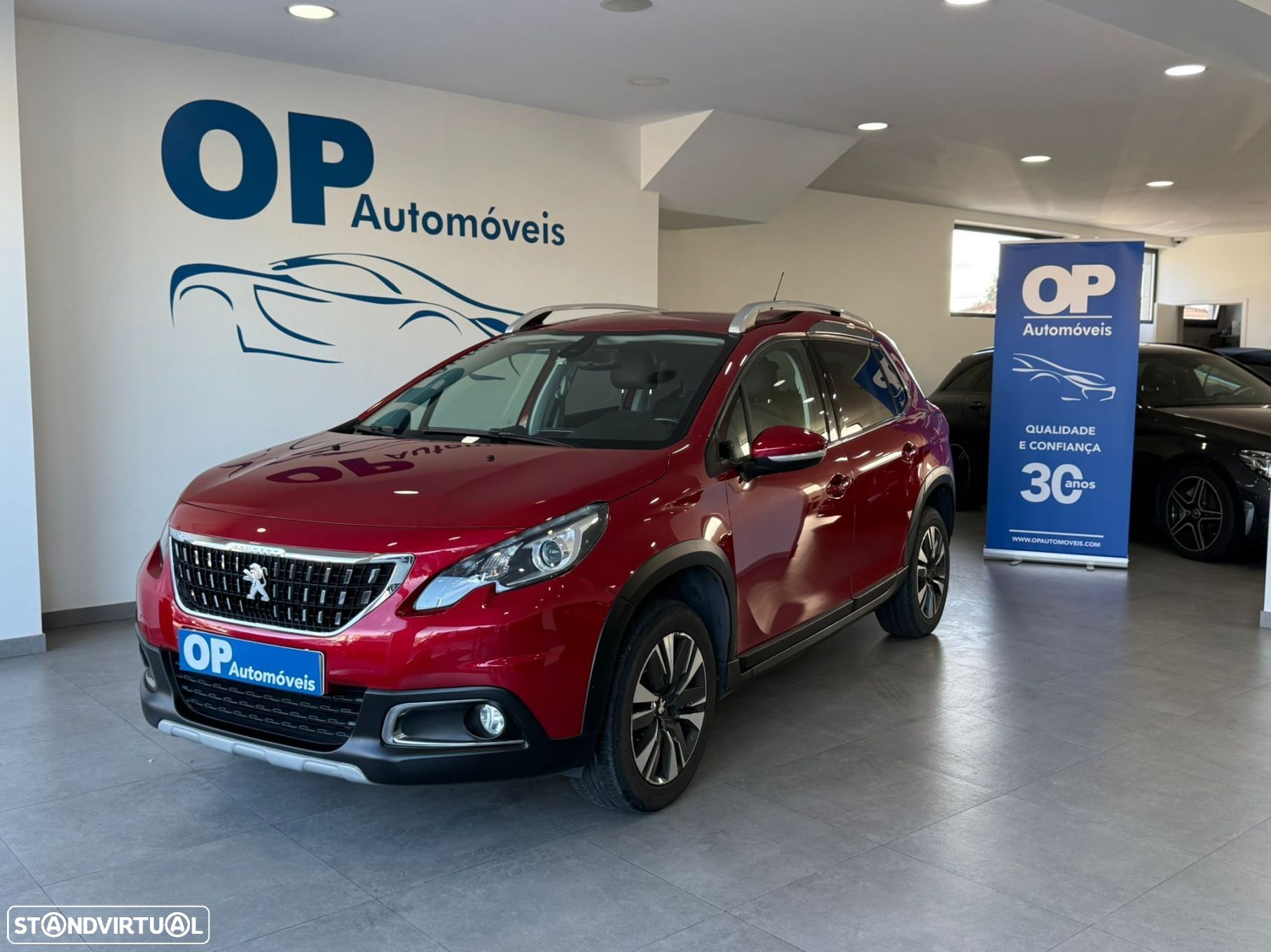 Peugeot 2008 1.2 PureTech Allure - 1
