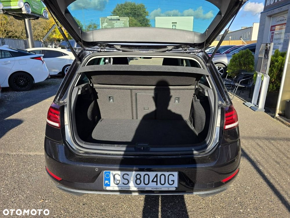 Volkswagen Golf 1.5 TSI ACT OPF IQ.DRIVE - 36