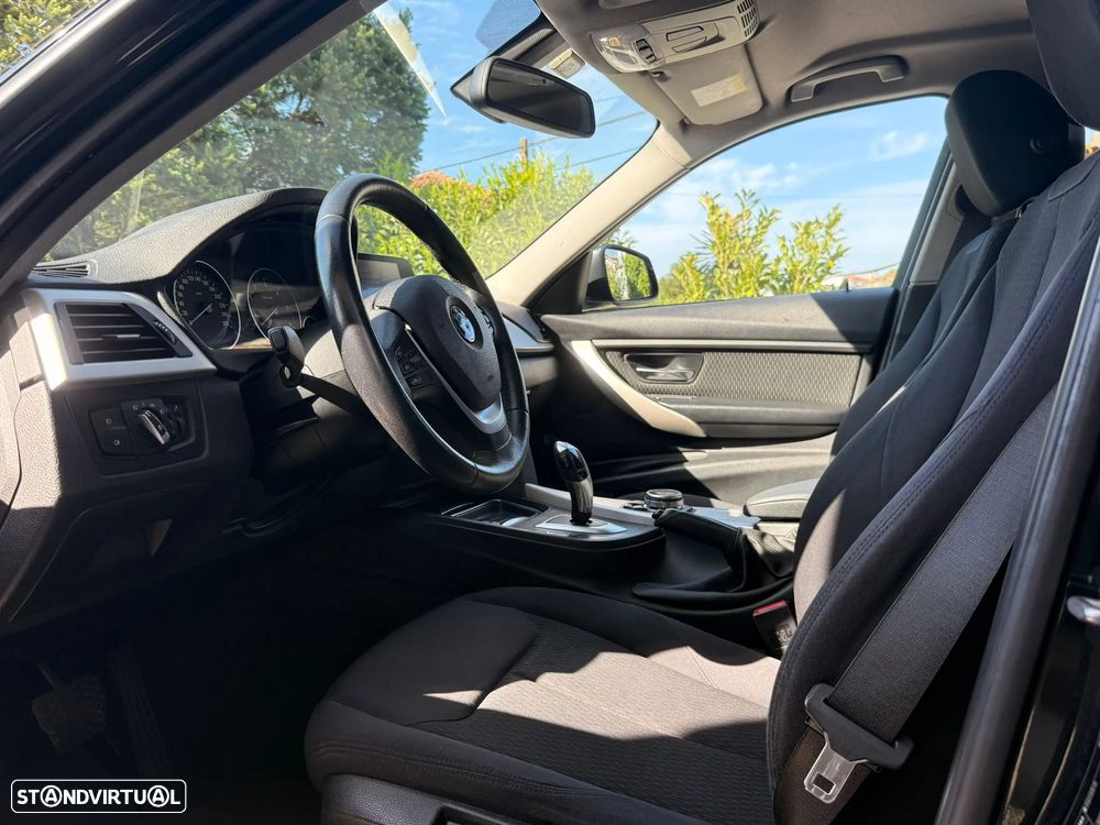 BMW 320 d Auto Exclusive - 7
