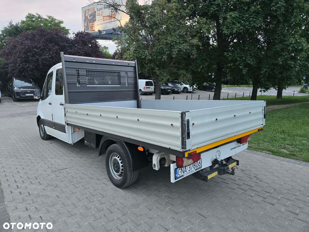 Mercedes-Benz Sprinter - 17