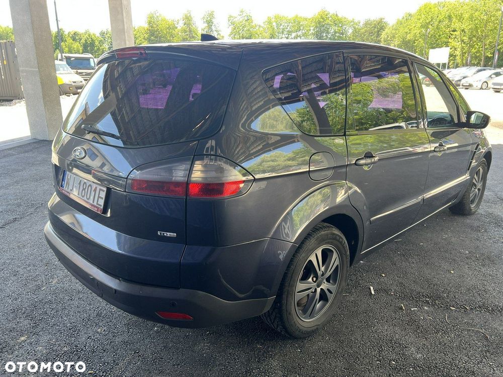 Ford S-Max 1.8 TDCi Ambiente - 19