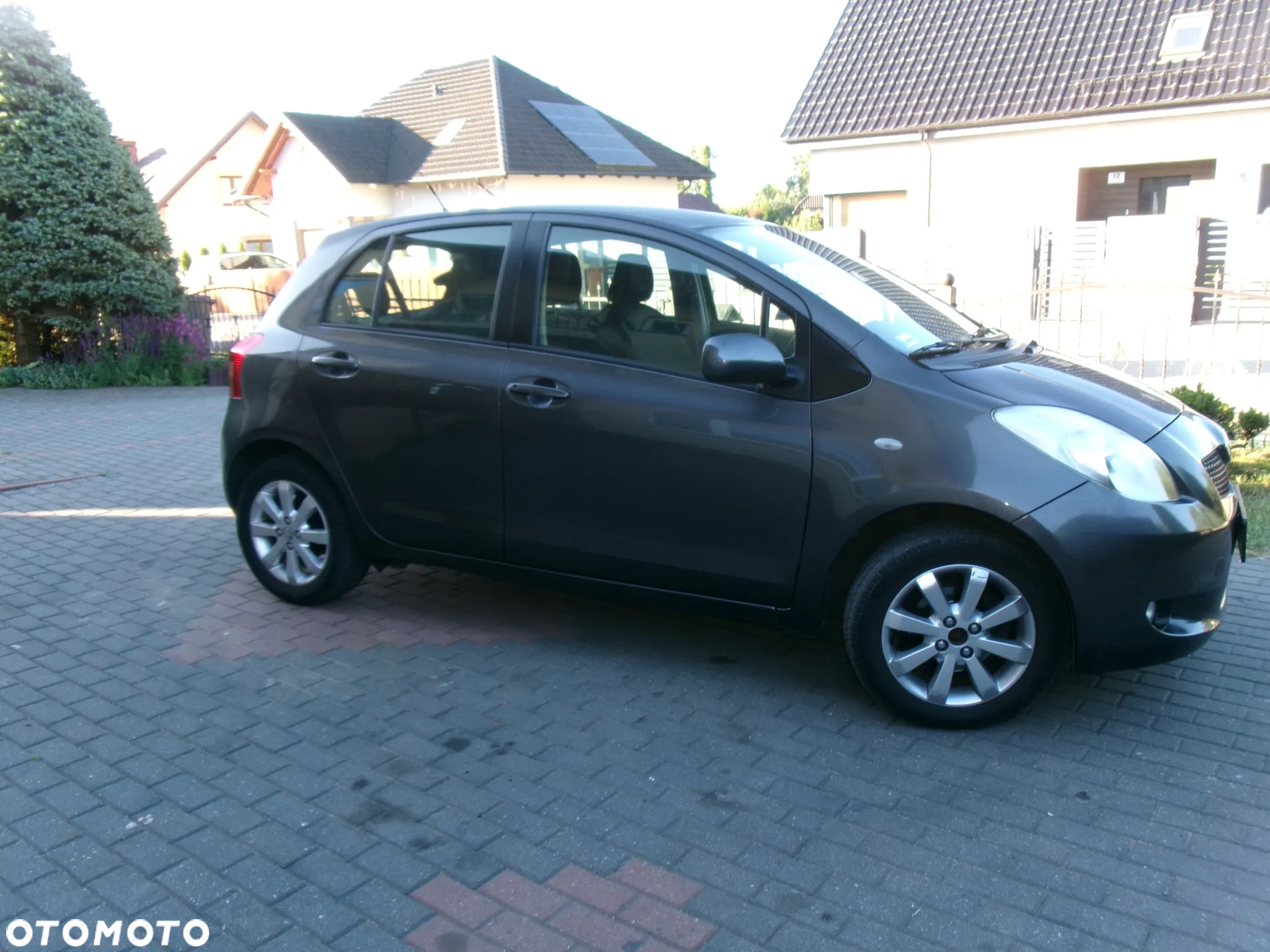 Toyota Yaris - 11
