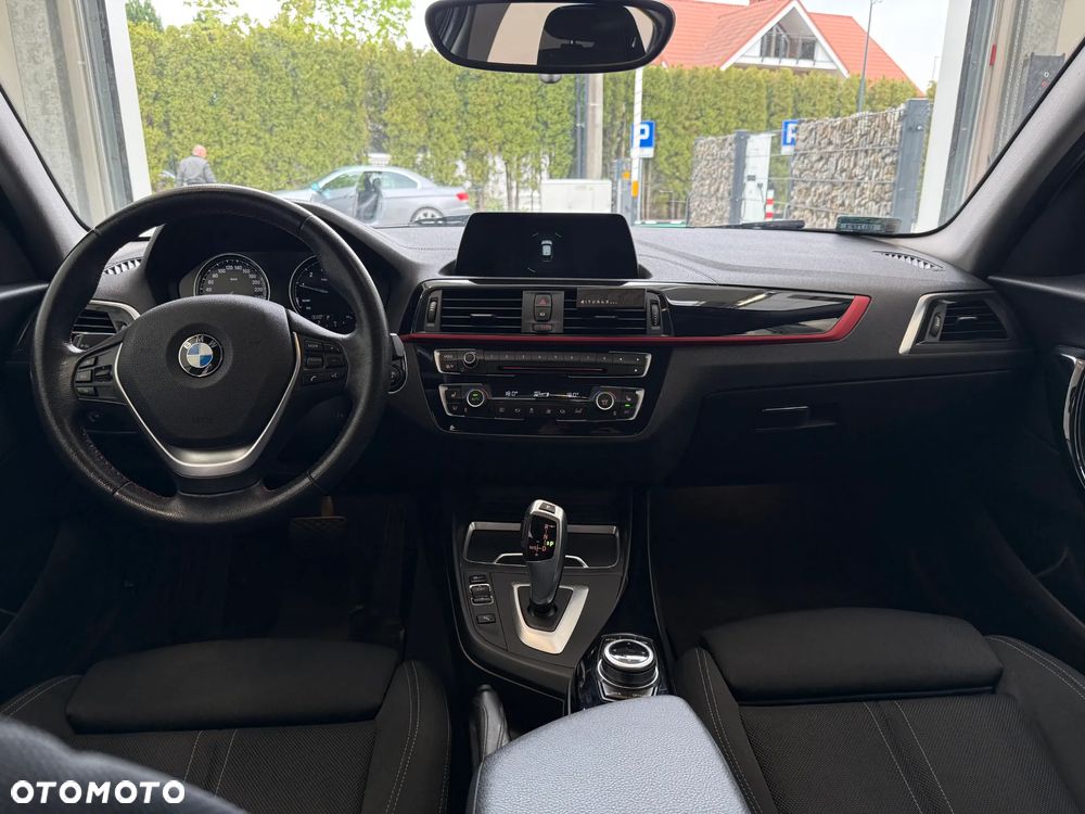 BMW Seria 1 118i Sport Line - 9