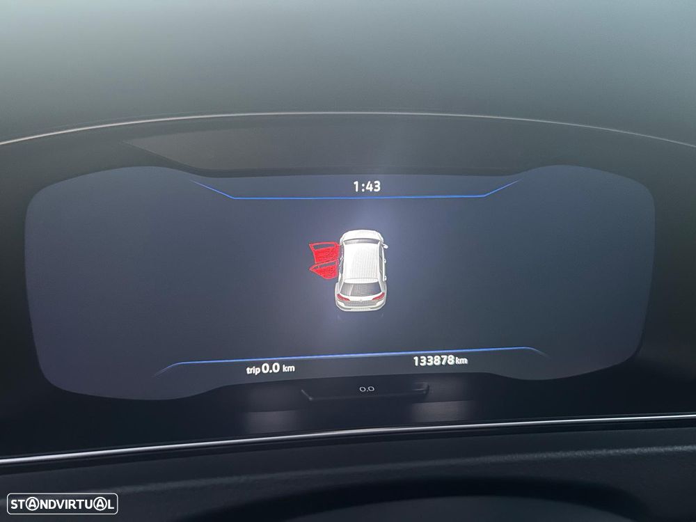 VW Golf GTI (BlueMotion ) DSG Performance - 11