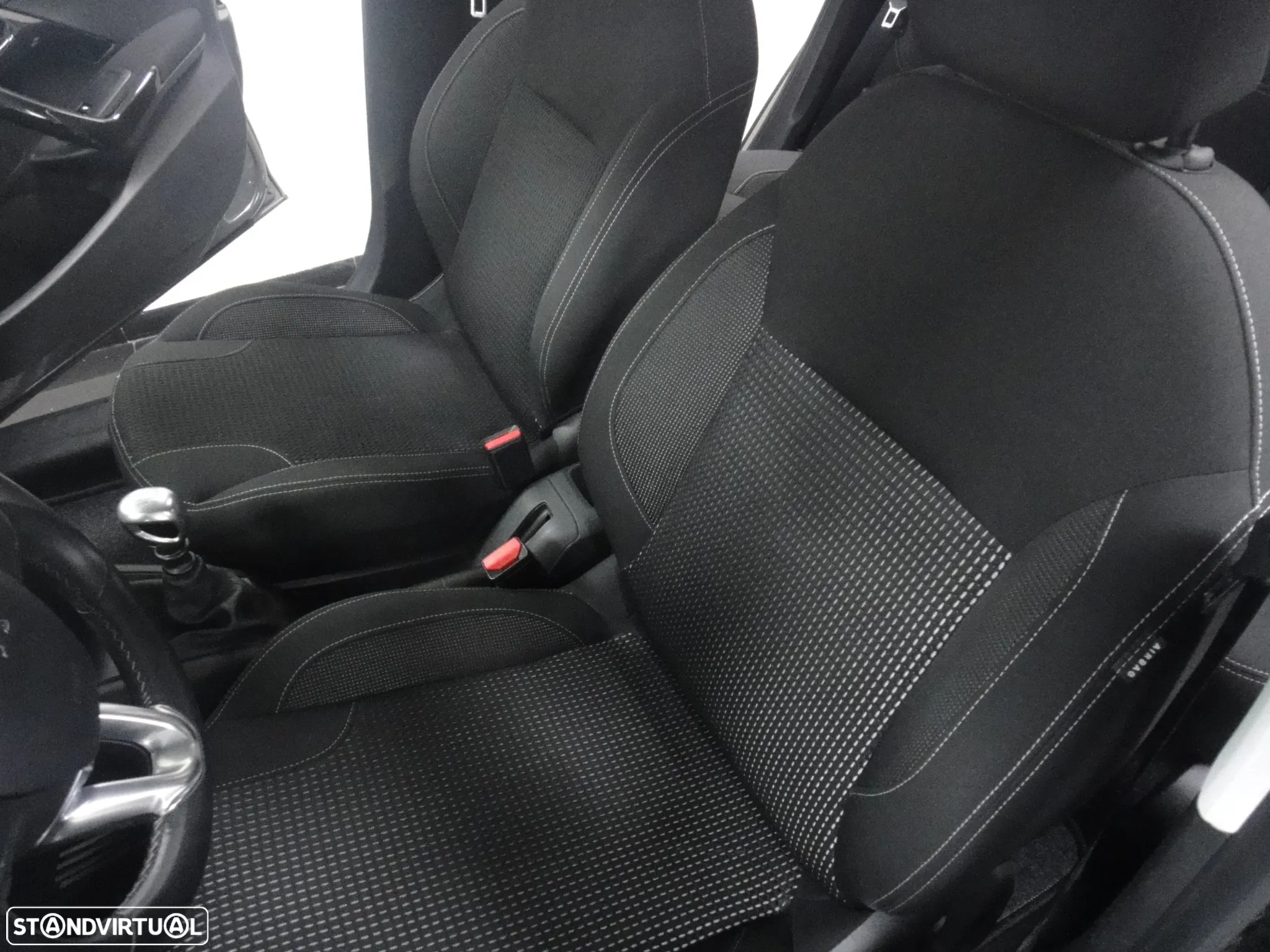Peugeot 208 PureTech 110 Stop & Start Tech Edition - 18