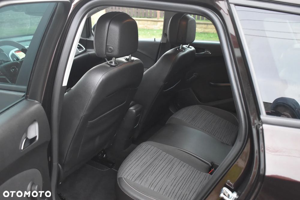 Opel Astra 1.4 Turbo Cosmo - 31