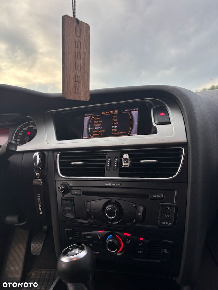 Audi A4 Avant 2.0 TDI DPF - 4