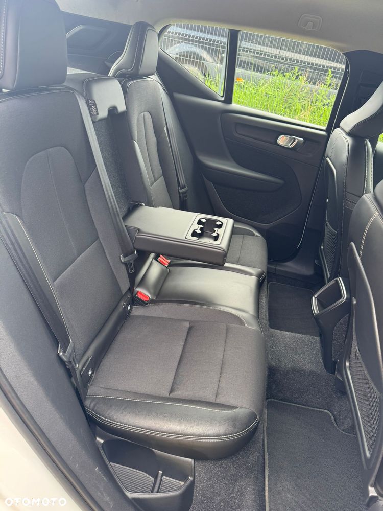 Volvo XC 40 - 31